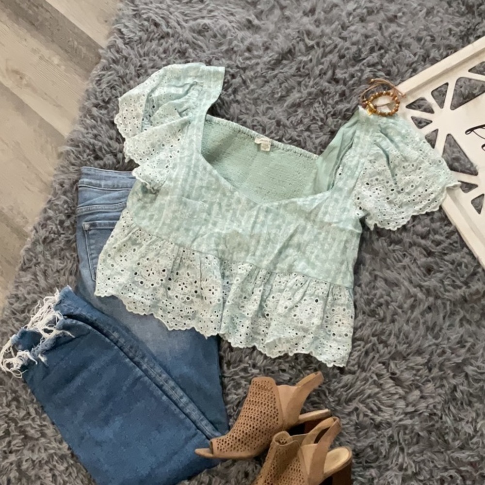 American Eagle Boho Peasant Top